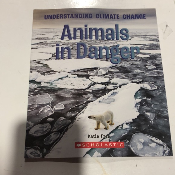 Set of three Scholastic books about understanding climate change - Picture 2 of 8